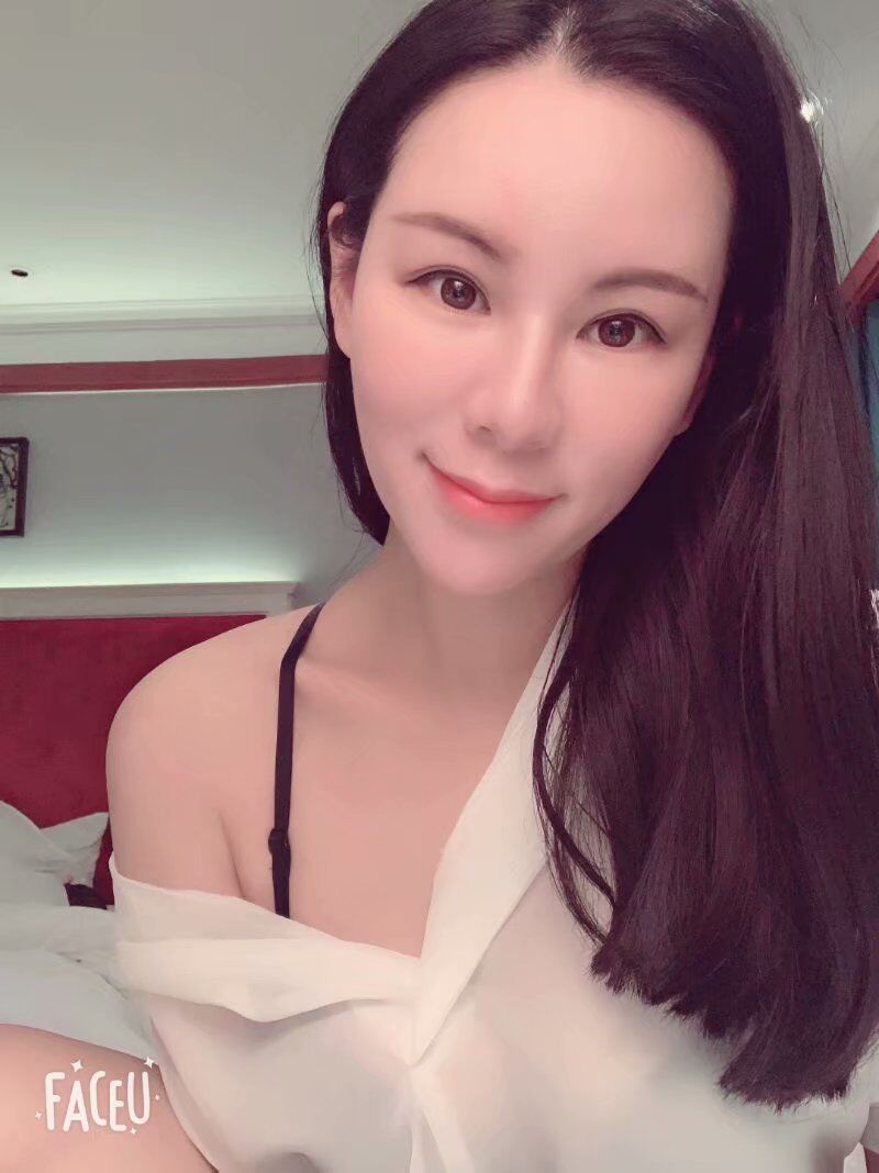 妖娆的妹子